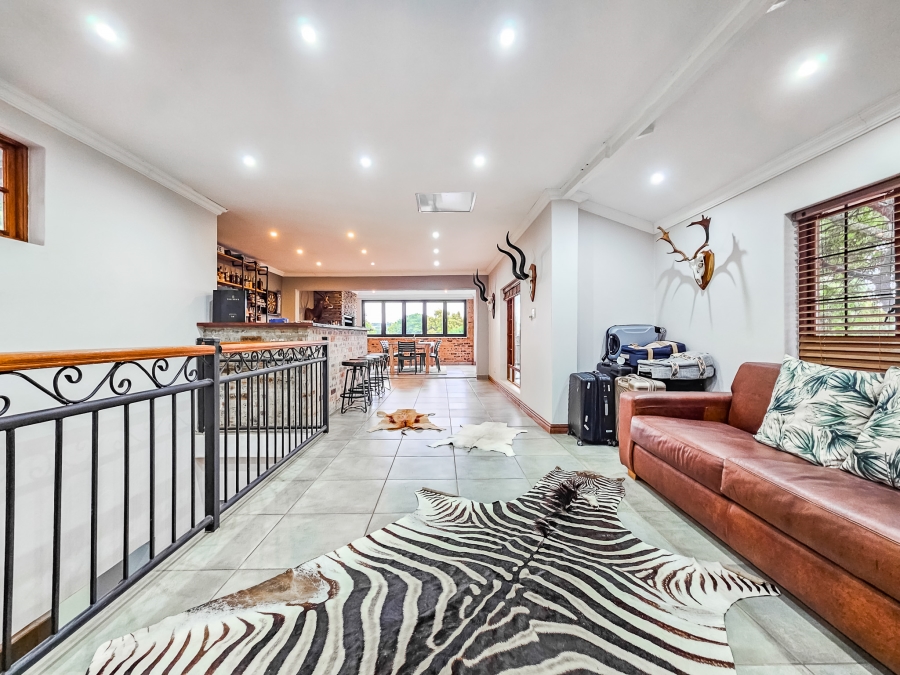 4 Bedroom Property for Sale in Faerie Glen Gauteng