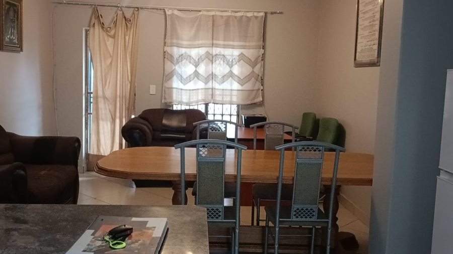 2 Bedroom Property for Sale in Crystal Park Gauteng