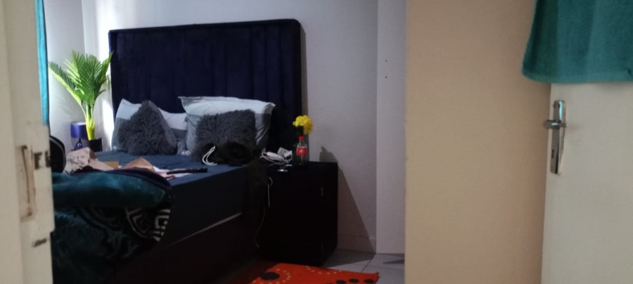 2 Bedroom Property for Sale in Crystal Park Gauteng