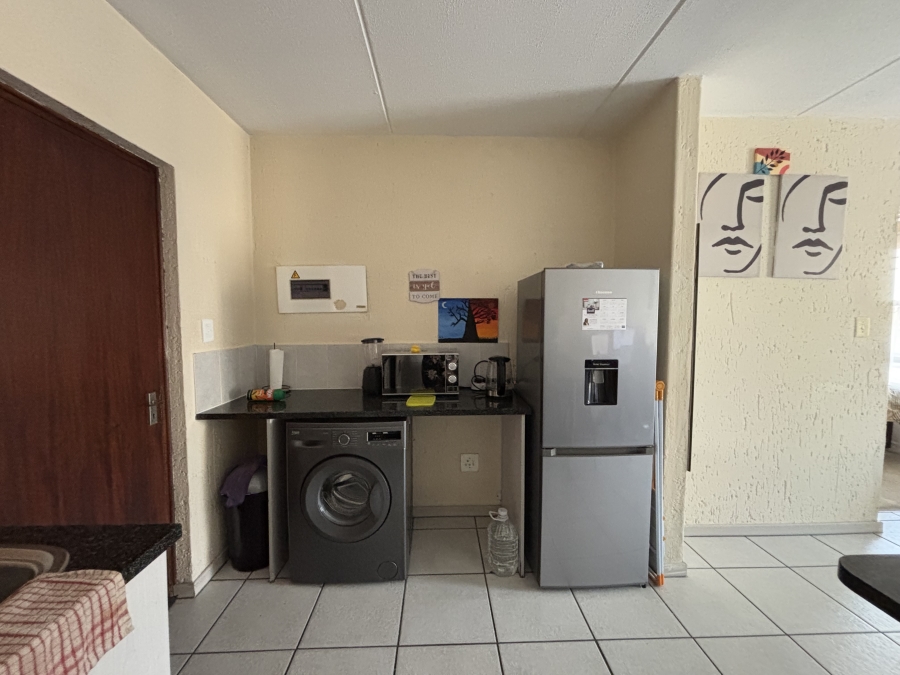 To Let 1 Bedroom Property for Rent in Ferndale Gauteng