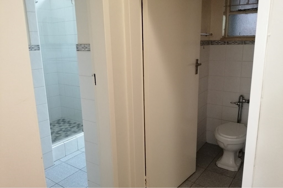 To Let 2 Bedroom Property for Rent in Killarney Gauteng