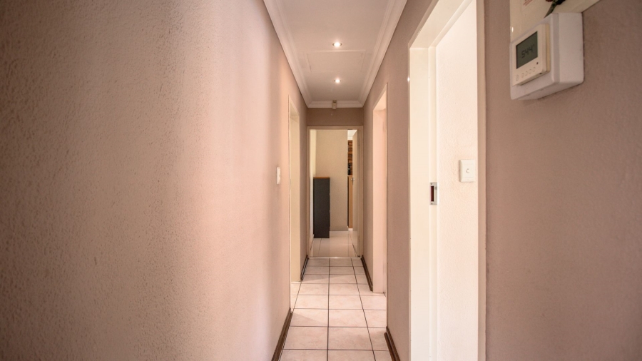 4 Bedroom Property for Sale in Dalpark Proper Gauteng