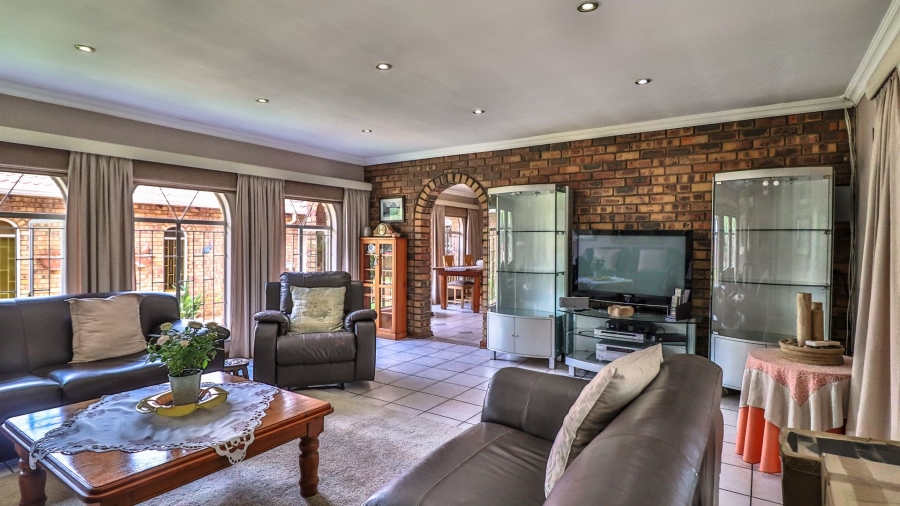 4 Bedroom Property for Sale in Dalpark Proper Gauteng