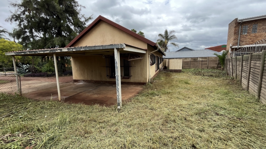 3 Bedroom Property for Sale in Christoburg Gauteng