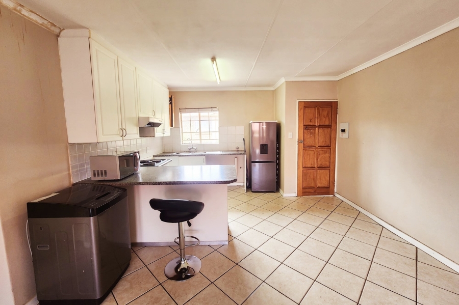 2 Bedroom Property for Sale in Amberfield Gauteng