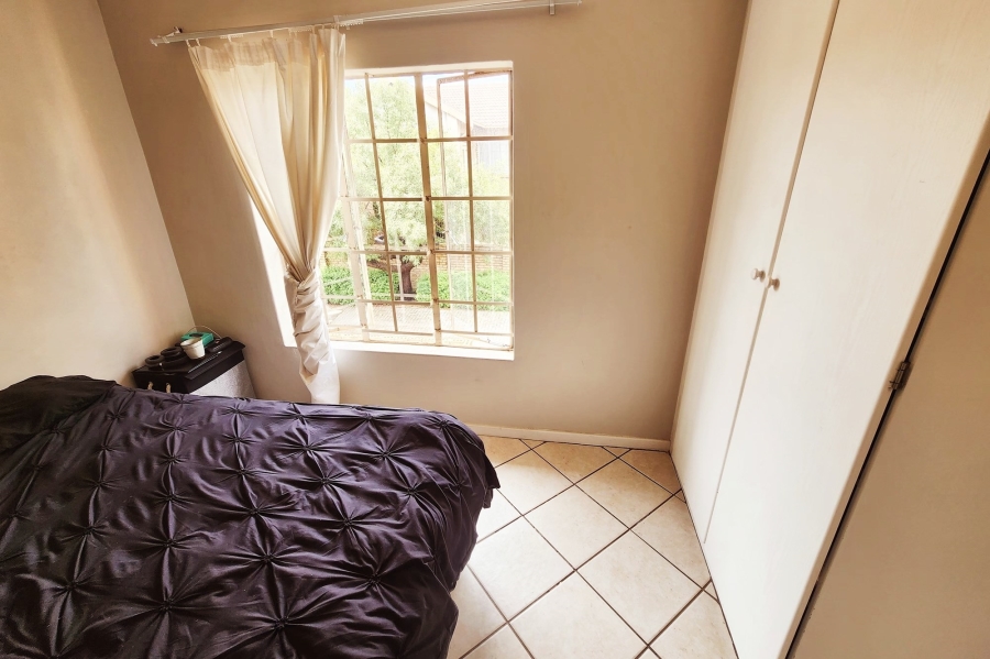 2 Bedroom Property for Sale in Amberfield Gauteng
