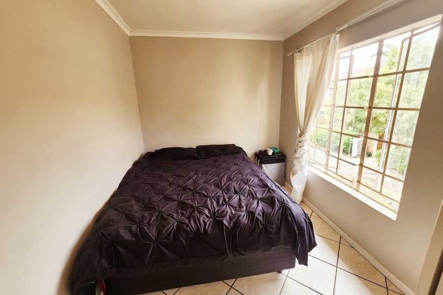 2 Bedroom Property for Sale in Amberfield Gauteng