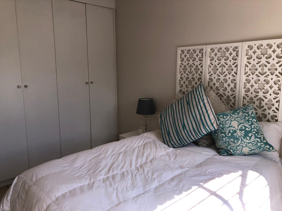 1 Bedroom Property for Sale in Waverley Gauteng