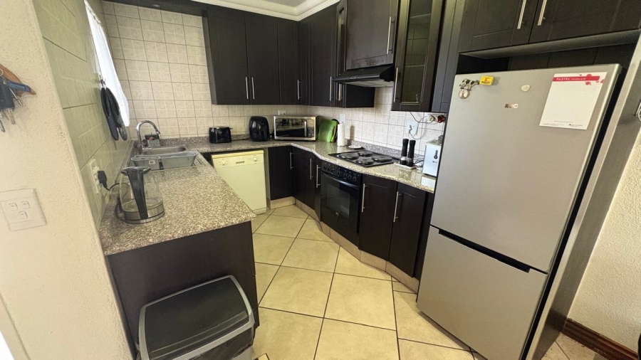 2 Bedroom Property for Sale in Beyers Park Gauteng