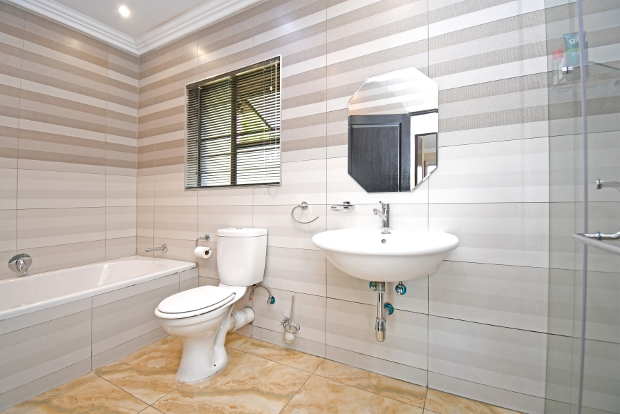 4 Bedroom Property for Sale in Bryanston Gauteng