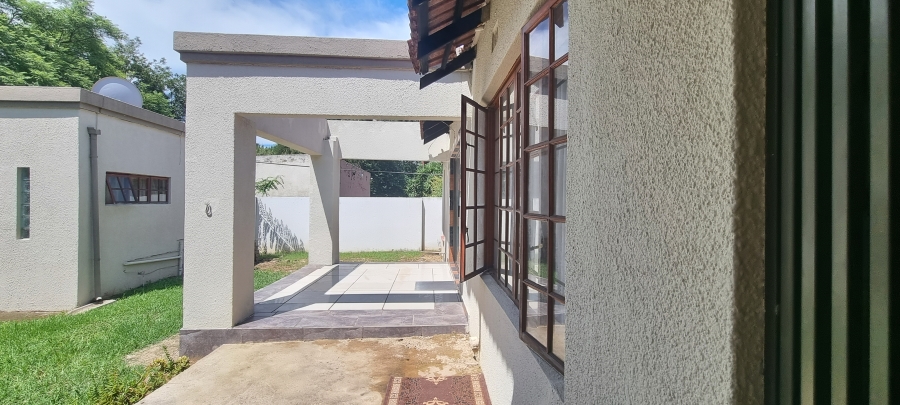 3 Bedroom Property for Sale in Bromhof Gauteng