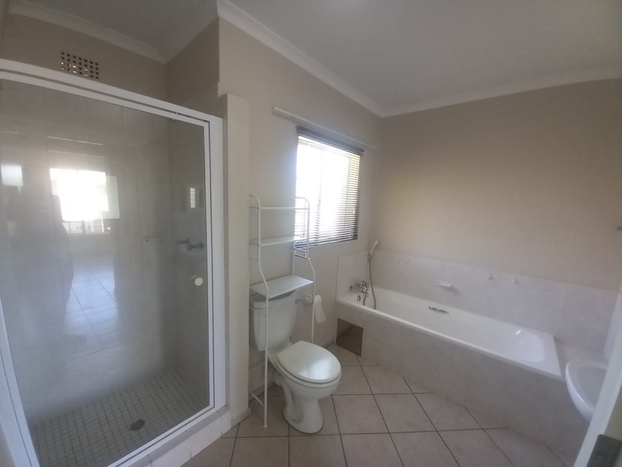 To Let 2 Bedroom Property for Rent in Brentwood Park Gauteng