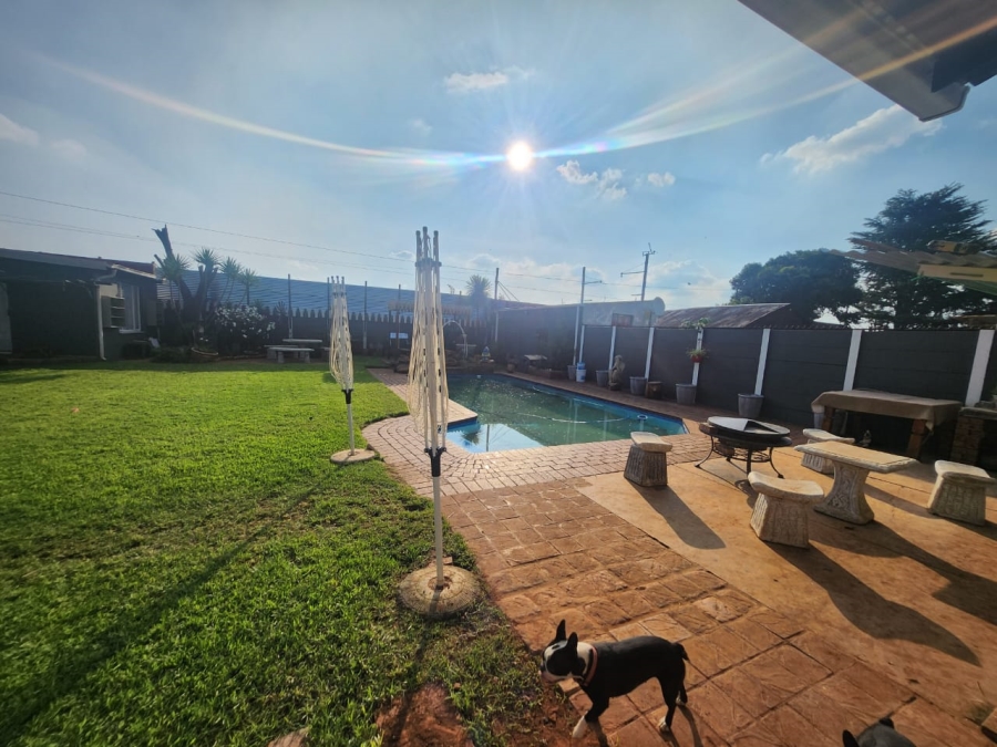 4 Bedroom Property for Sale in Anzac Gauteng