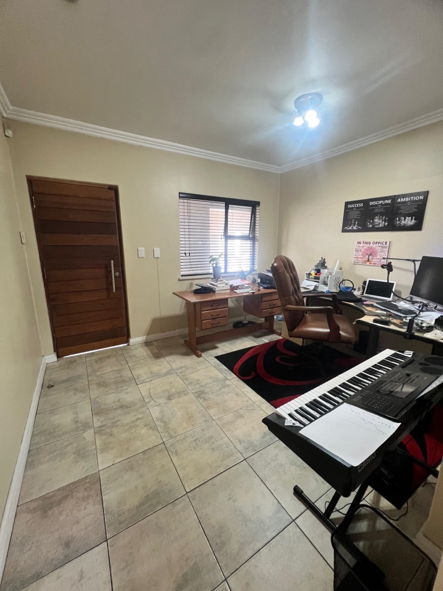 2 Bedroom Property for Sale in Rivonia Gauteng