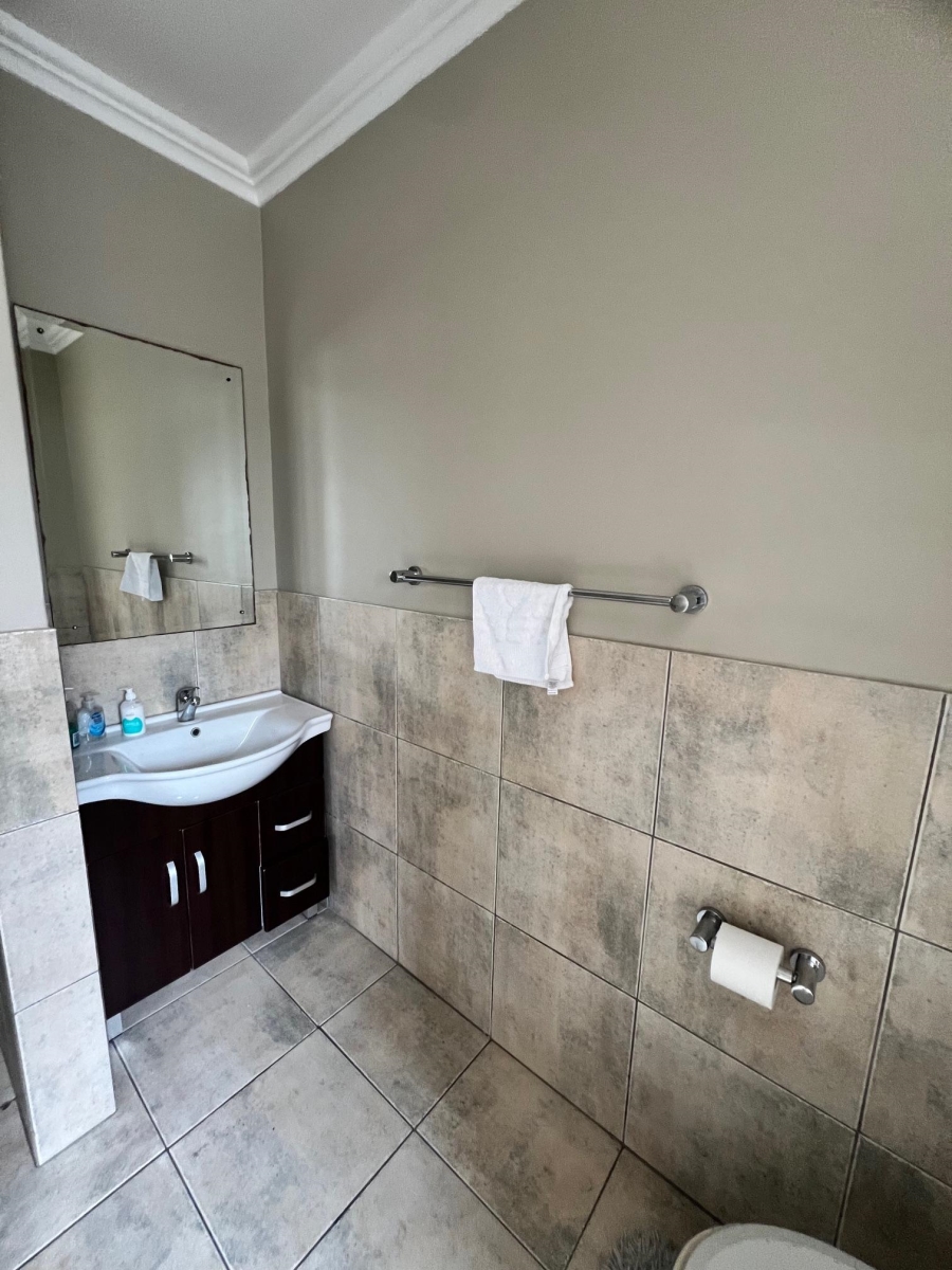 2 Bedroom Property for Sale in Rivonia Gauteng