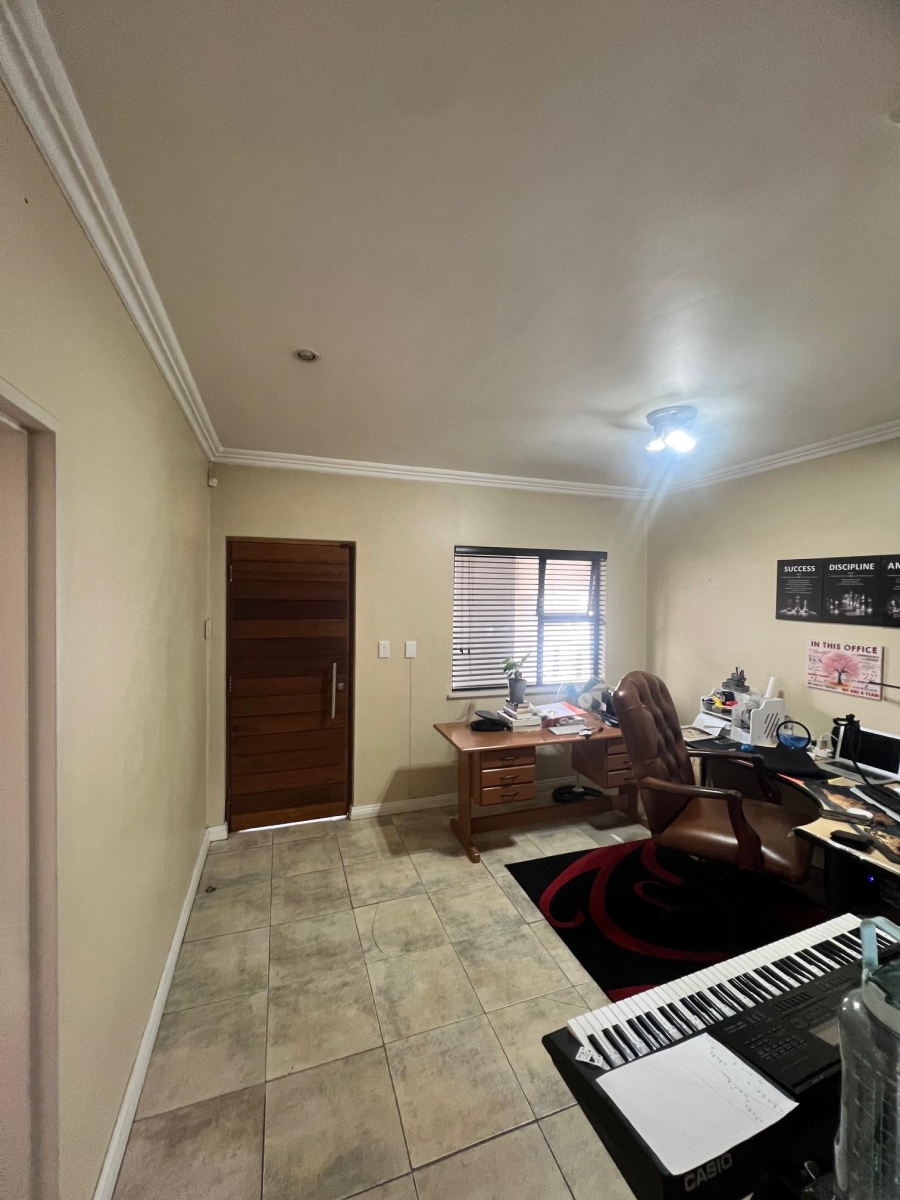 2 Bedroom Property for Sale in Rivonia Gauteng