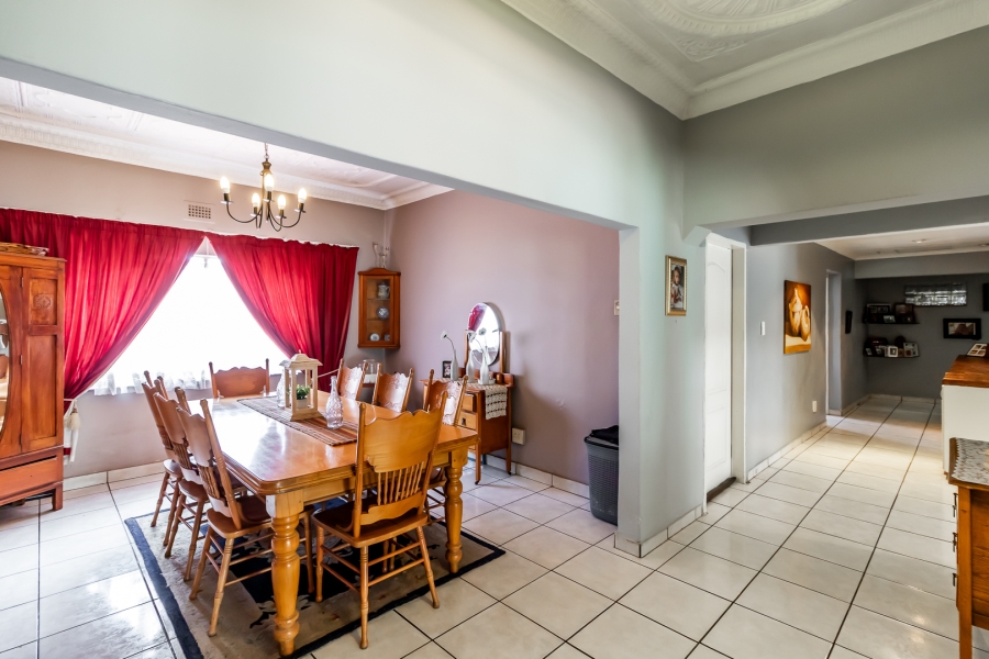 5 Bedroom Property for Sale in Rietfontein Gauteng