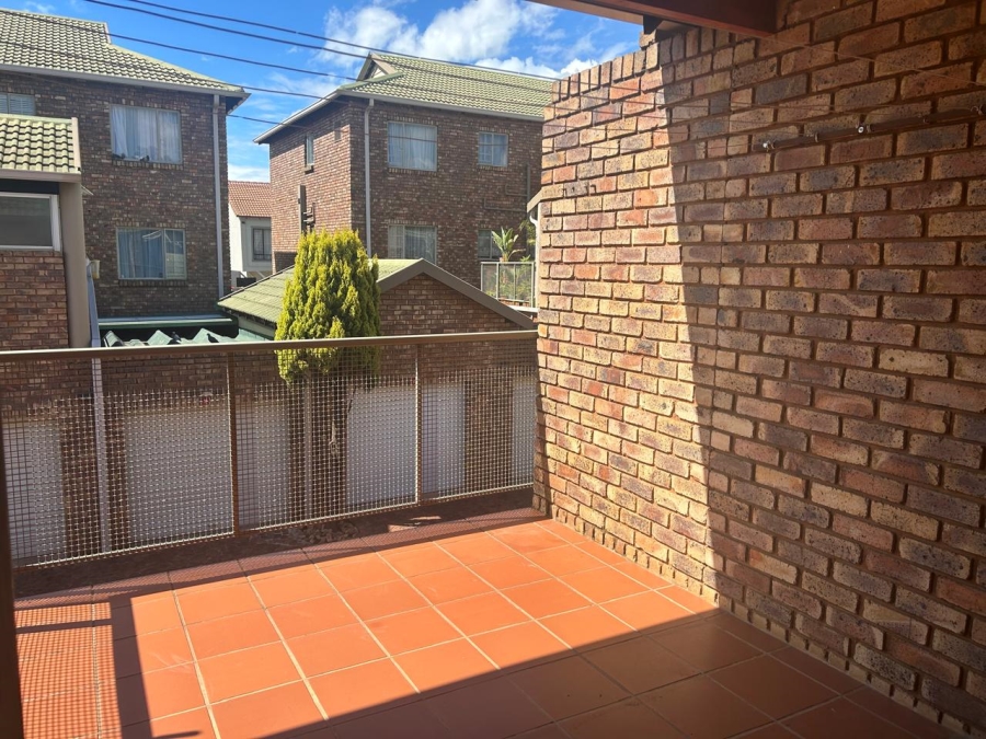 To Let 3 Bedroom Property for Rent in Moregloed Gauteng