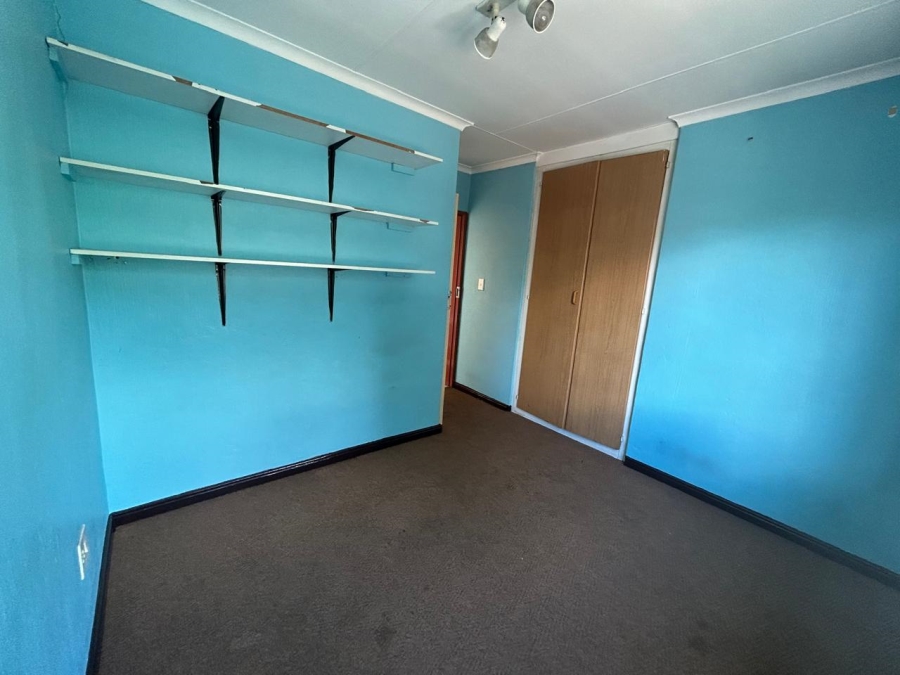 To Let 3 Bedroom Property for Rent in Moregloed Gauteng