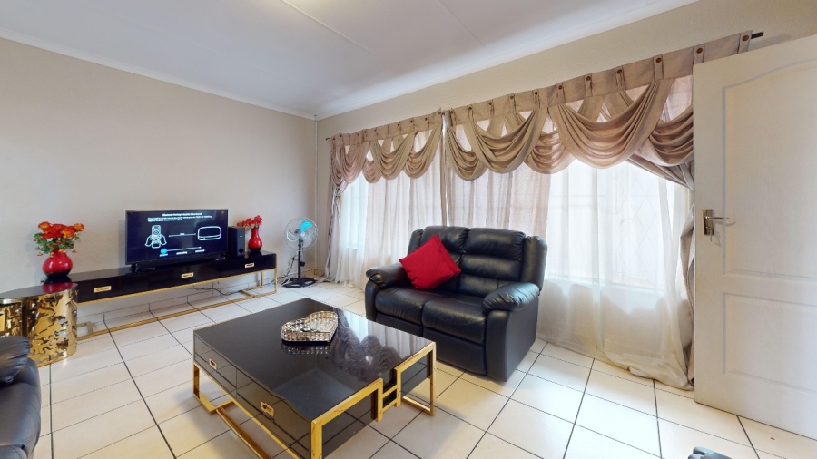 4 Bedroom Property for Sale in Dinwiddie Gauteng