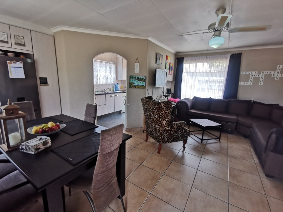 3 Bedroom Property for Sale in Marlands Gauteng