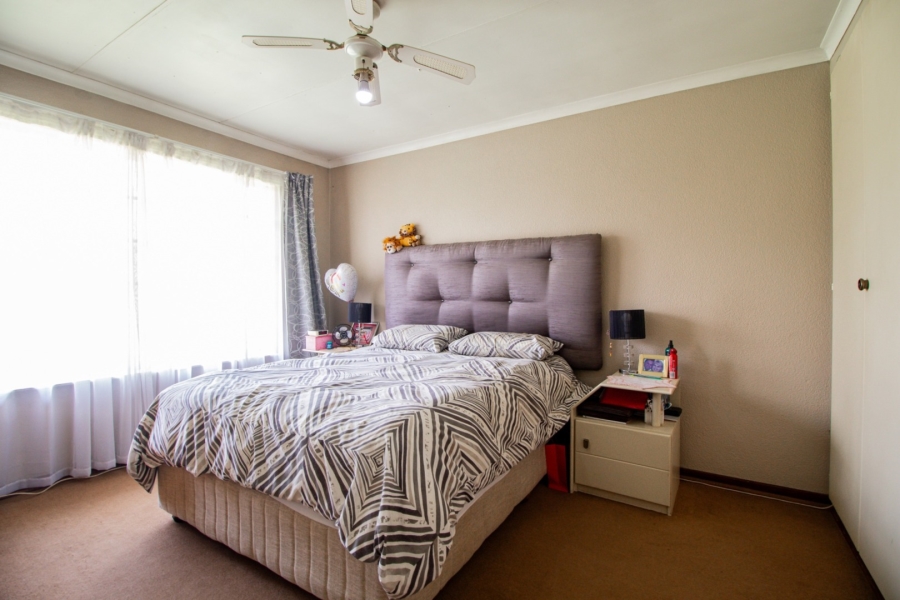 3 Bedroom Property for Sale in Marlands Gauteng
