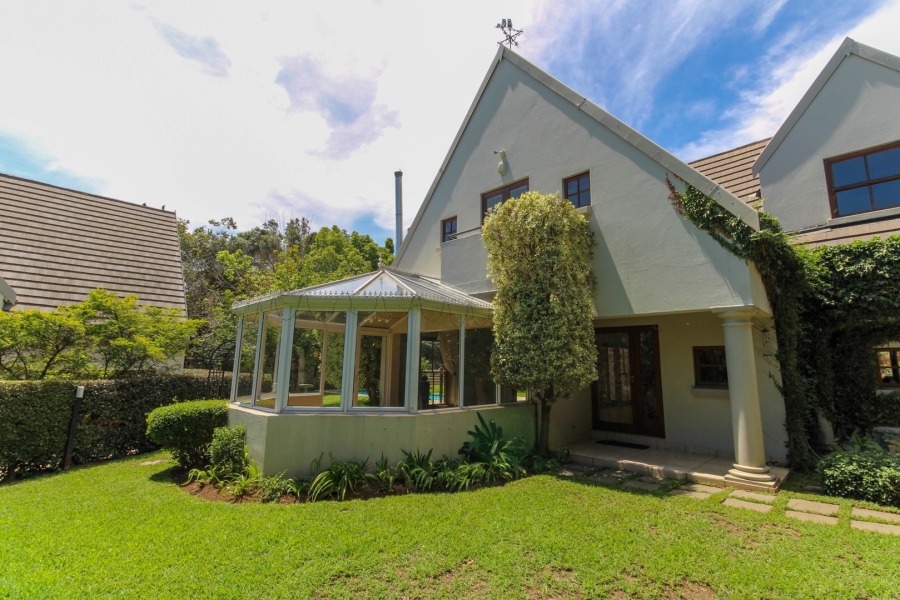 To Let 4 Bedroom Property for Rent in Bryanston Gauteng