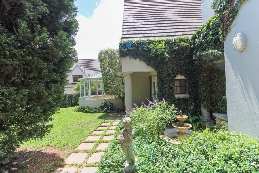 To Let 4 Bedroom Property for Rent in Bryanston Gauteng