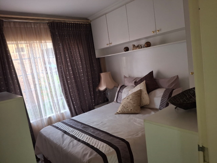 3 Bedroom Property for Sale in Elandsfontein Gauteng