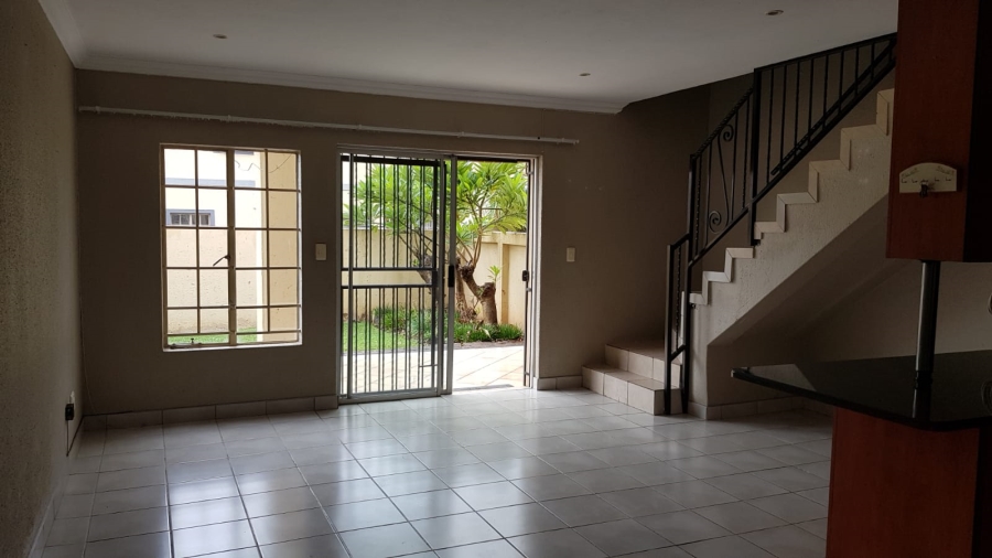 To Let 2 Bedroom Property for Rent in Annlin Gauteng