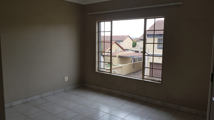 To Let 2 Bedroom Property for Rent in Annlin Gauteng