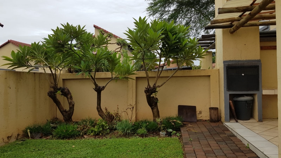 To Let 2 Bedroom Property for Rent in Annlin Gauteng