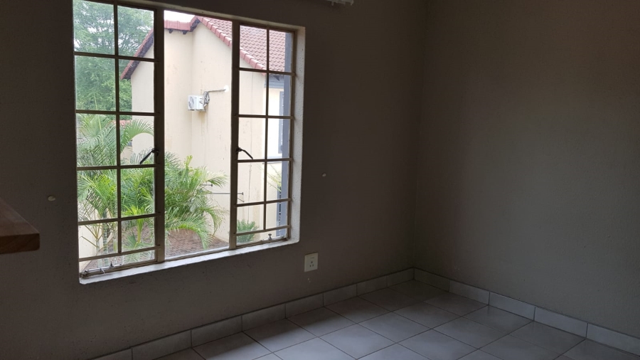 To Let 2 Bedroom Property for Rent in Annlin Gauteng