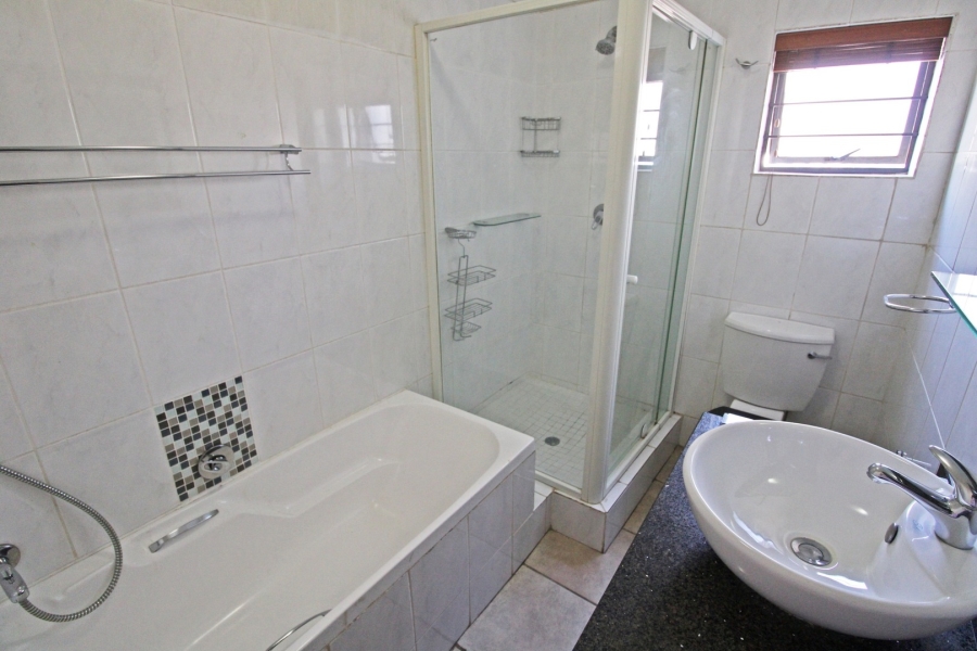 2 Bedroom Property for Sale in Bryanston Gauteng