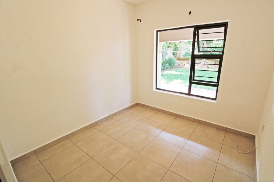 2 Bedroom Property for Sale in Bryanston Gauteng