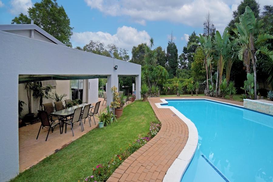 4 Bedroom Property for Sale in Northcliff Gauteng