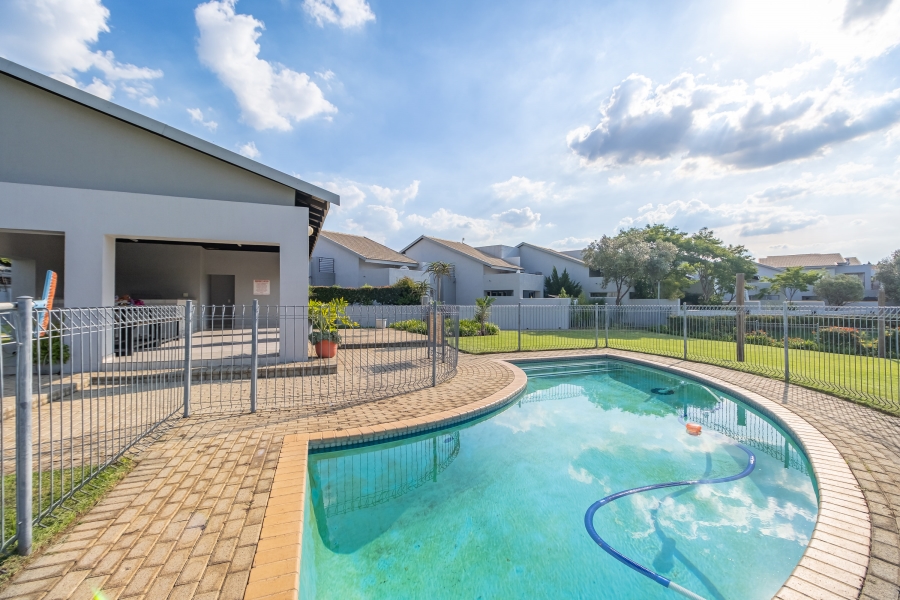 2 Bedroom Property for Sale in Fourways Gauteng