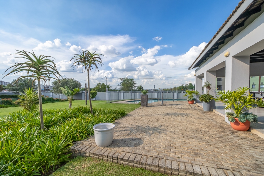 2 Bedroom Property for Sale in Fourways Gauteng