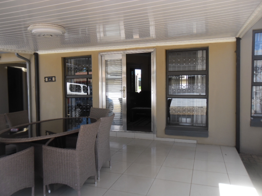 3 Bedroom Property for Sale in Lenasia South Gauteng