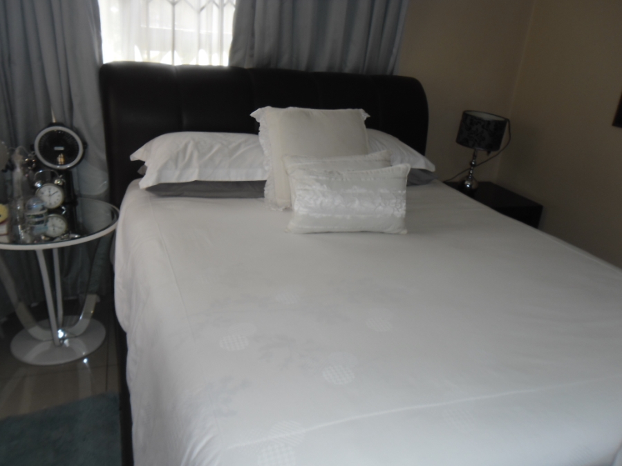 3 Bedroom Property for Sale in Lenasia South Gauteng