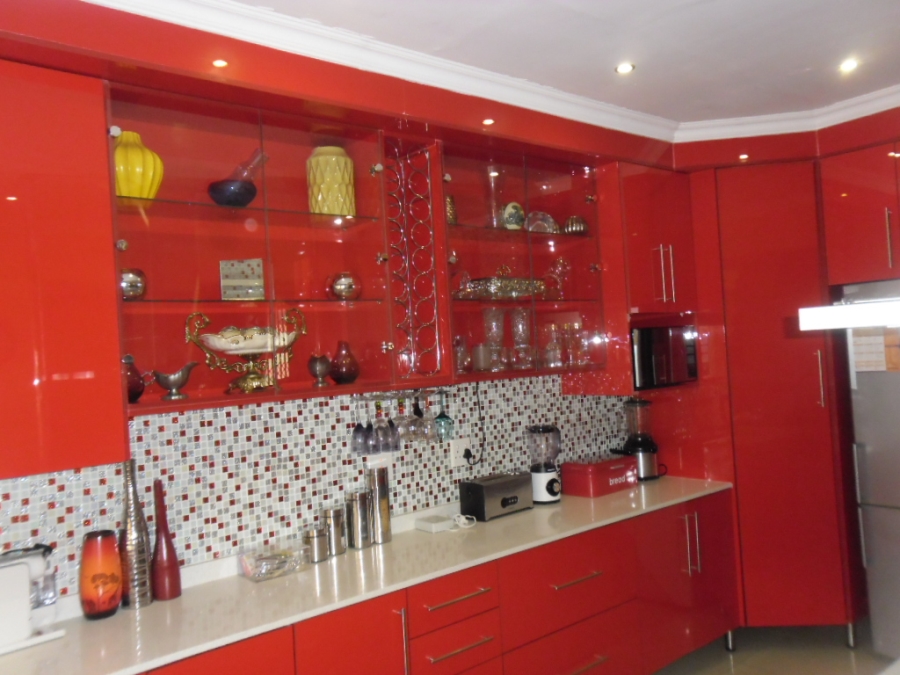 3 Bedroom Property for Sale in Lenasia South Gauteng