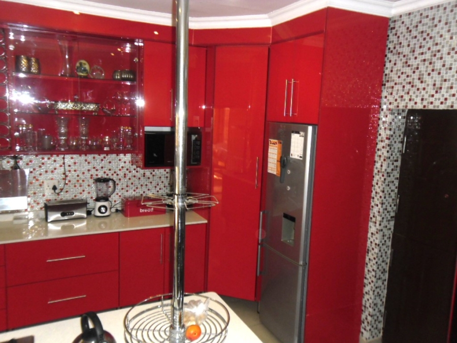 3 Bedroom Property for Sale in Lenasia South Gauteng