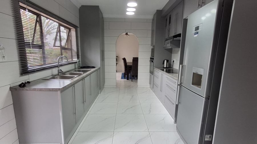 3 Bedroom Property for Sale in Dorandia Gauteng