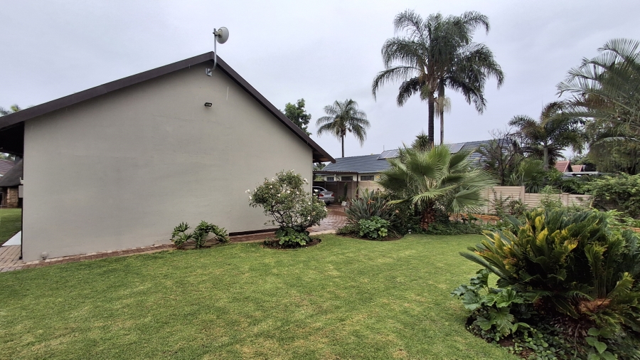 3 Bedroom Property for Sale in Dorandia Gauteng