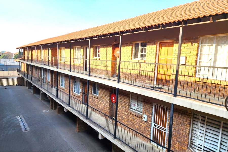 1 Bedroom Property for Sale in Kempton Park Central Gauteng