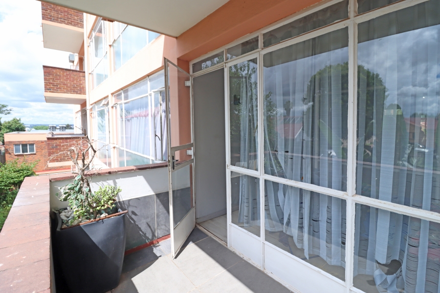 2 Bedroom Property for Sale in Kew Gauteng