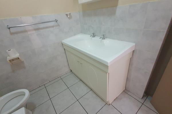 To Let 2 Bedroom Property for Rent in Sinoville Gauteng