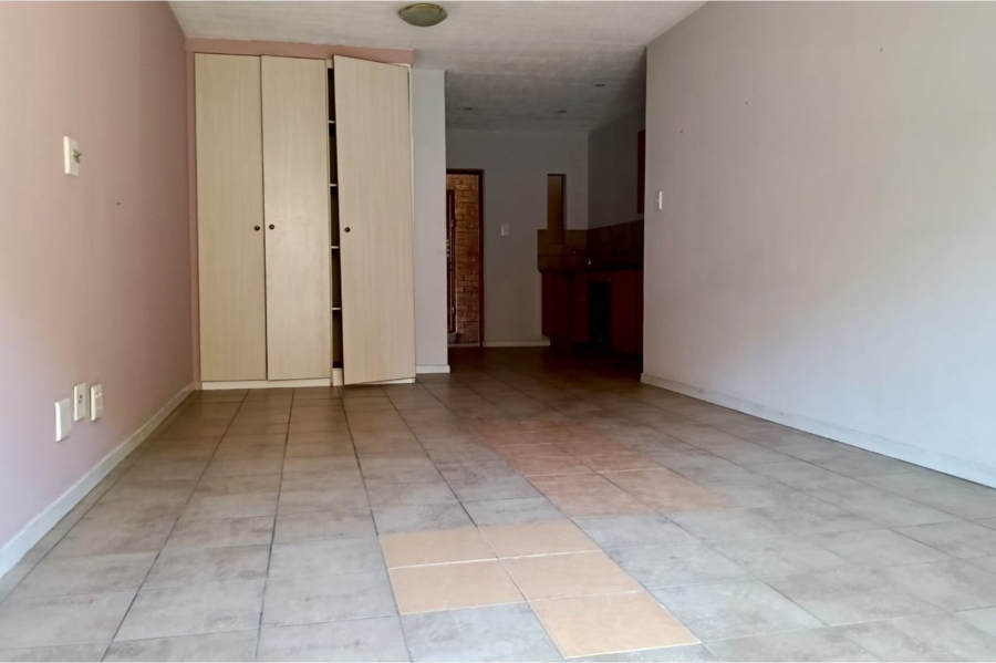 1 Bedroom Property for Sale in Hatfield Gauteng