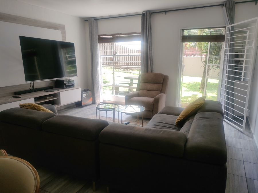 2 Bedroom Property for Sale in La Montagne Gauteng