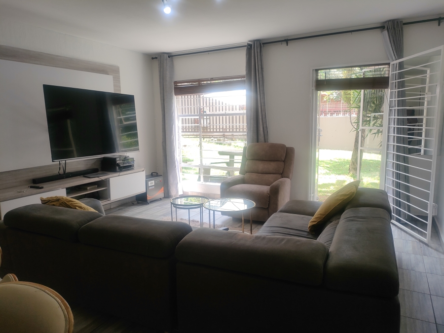 2 Bedroom Property for Sale in La Montagne Gauteng